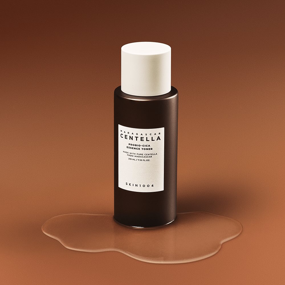 ‏Skin1004 Madagascar Centella Probio-Cica Essence Toner سكين1004 تونر منظف و مهدئ للبشرة 