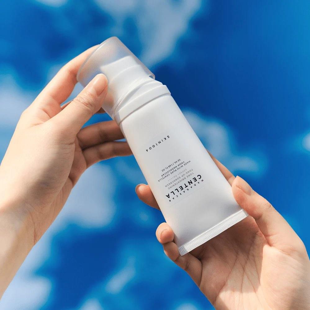 Skin1004 Tone Brightening Tone-Up Sunscreen  سكين1004 كريم واقي شمسي لتوحيد لون البشرة