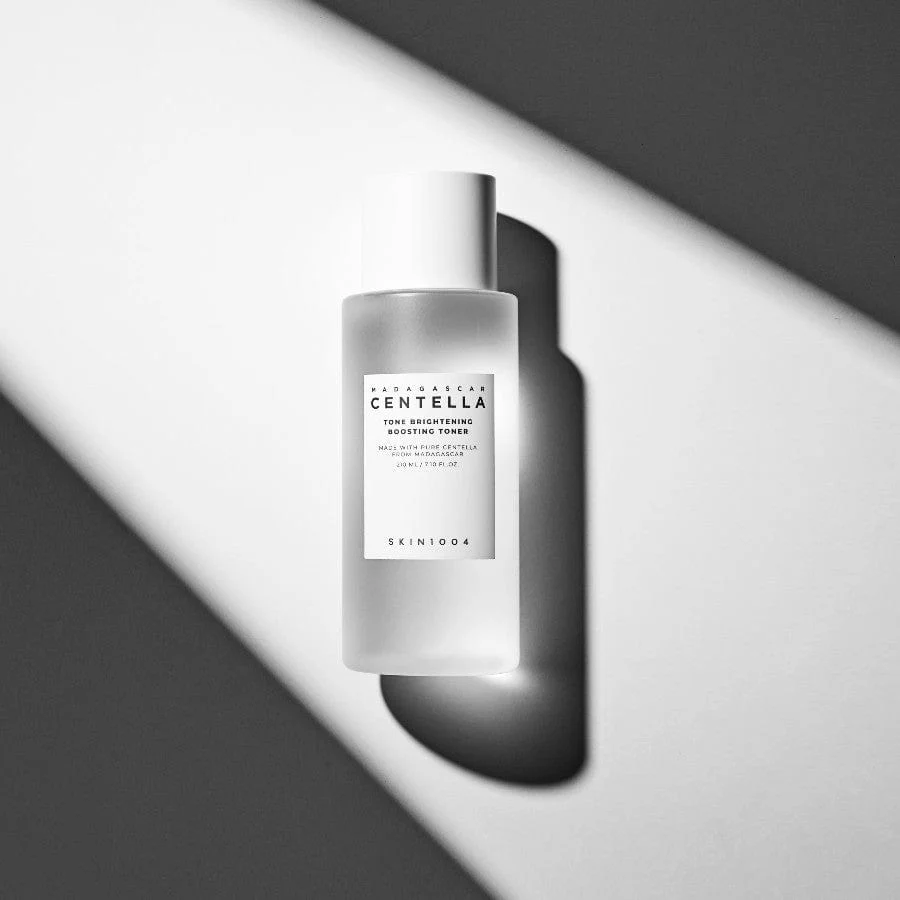 Skin1004 Tone Brightening Boosting Toner سكين1004 تونر مفتح للوجه