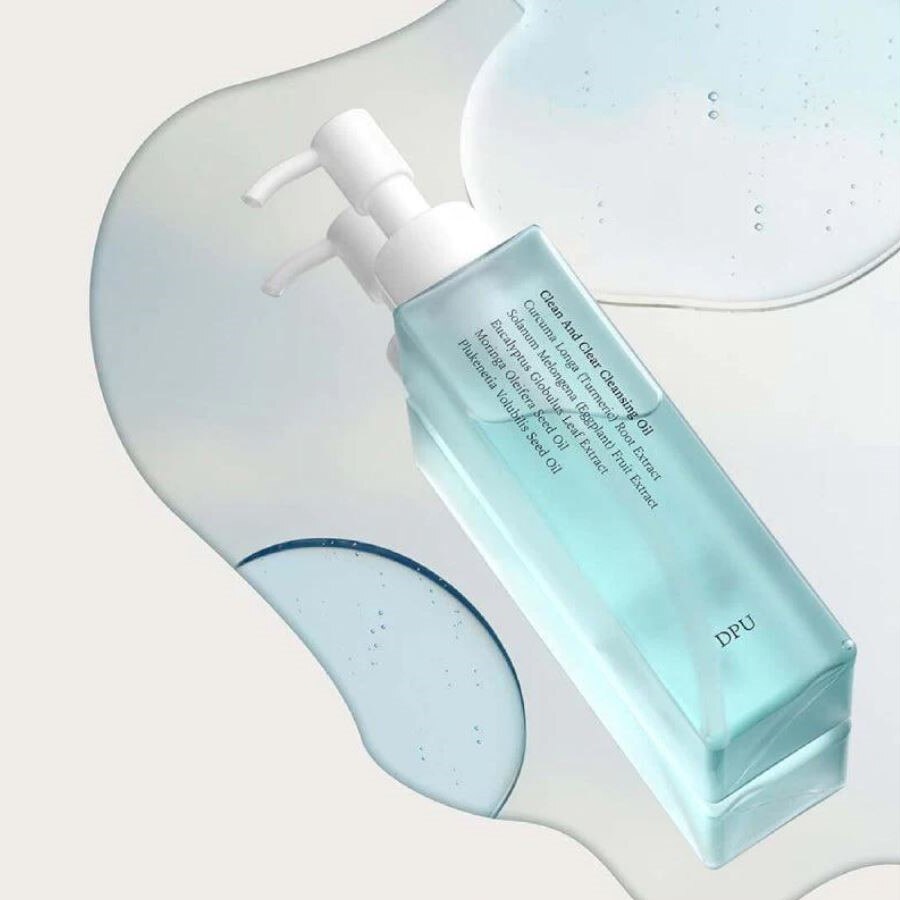 زيت تنظيف نباتي ولطيف للمسام من دكتور ألثيا